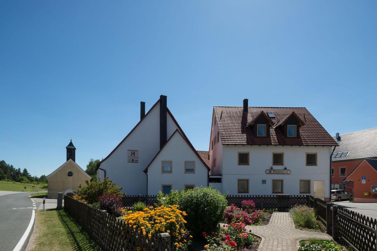 Gasthof-Pension Brauner Hirsch In Alfeld - Mittelfranken Extérieur photo