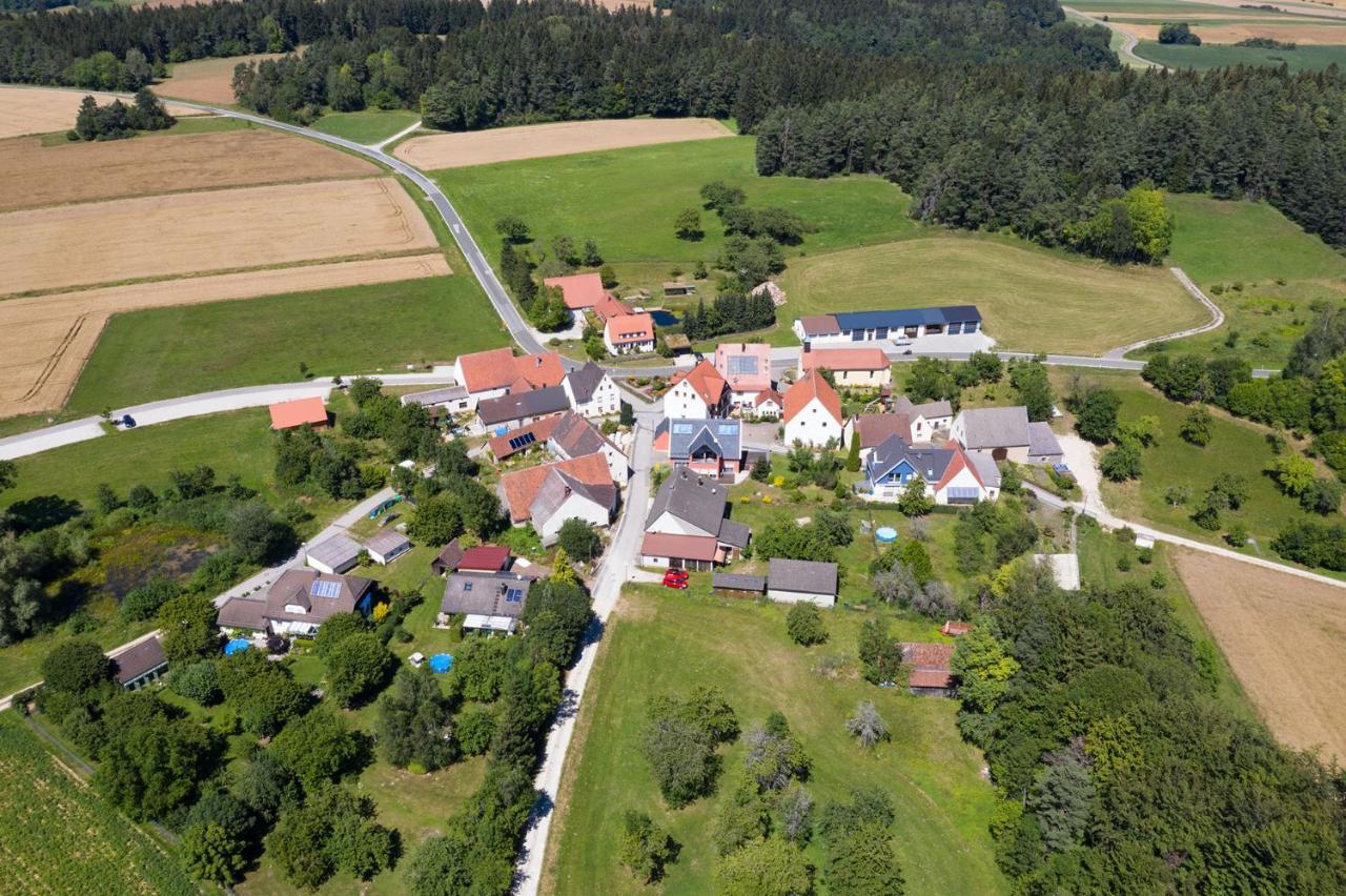 Gasthof-Pension Brauner Hirsch In Alfeld - Mittelfranken Extérieur photo